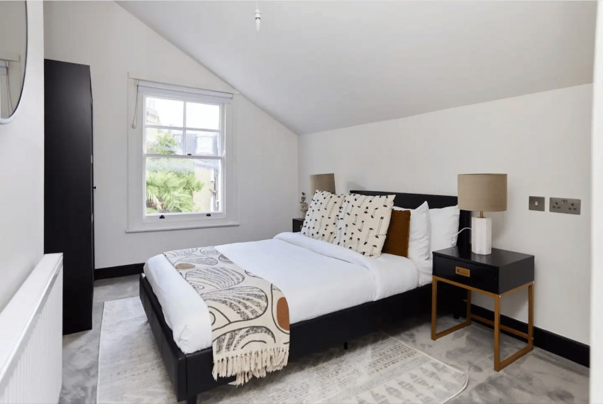 Images for Battersea Bridge Road, London