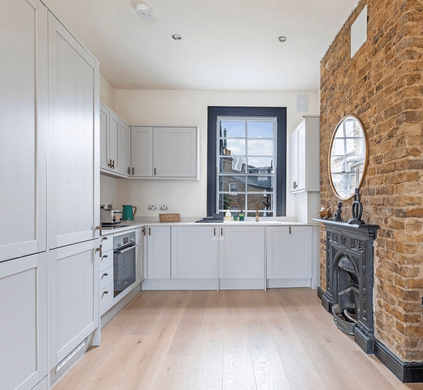 Images for Battersea Bridge Road, London